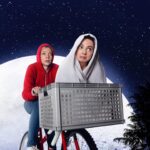 Riki Lindhome Instagram – #tbt This photo. Taken by the wonderful @vonswank #et #garfunkelandoates 🚲👽