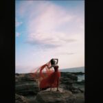 Rikka Ihara Instagram - 『R22』重版決定しました。 ありがとうございます。嬉しい。 前だけ見て過ごす毎日が 積み重なった一年は 振り返ってみると 自信に繋がり、 変化に気づくことができると思います。 手にとって下さった皆さんにとって、 この一冊が自分自身を振り返るきっかけになれたら幸せです。