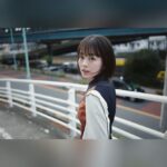 Rikka Ihara Instagram - -4月- 咲き誇る桜に降りかかる雨のことを 桜雨、花の雨と表現すると知りました。その言葉までも愛おしい季節。 なんとも能天気な私が写ってますが 今月もゆっくり頑張りましょう☺︎ #RealSoundBook #photoby高橋慶祐さん