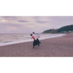 Rikka Ihara Instagram - 今日は我らが姉さん。 話す相手に、勇気と自信を与えてくれて 持ってるエネルギーをたっぷりと使ってくれる方。 ここまでファミリ家の皆が 柔らかい時間を過ごせるのも 現場の雰囲気が暖かい色なのも 全部、アリス姉さんのおかげだなと。思う日々。 可愛いですとか大好きですとか伝えると 生まれて初めて褒められたくらいの反応が返ってきます。 マイハル風に言わせてもらうと 爆イケでバイブス最高な姉さんに皆 心を緩めてもらってること、パワーをもらってることをもっと知って欲しい。なので私は声を大にして、言葉にして 愛を伝え続けようと思います。 #マイハル マイハル5話お楽しみに☺︎