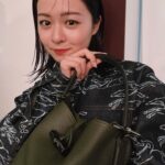 Riko Instagram - 👜🌿 #LongchampSS24 #LongchampUniversity #ロンシャン @longchamp