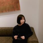 Riko Instagram - 短くなった🦭 永遠私と目が合わない写真を添えて。🤸🏻‍♀️ @ryusuke_yoshioka 💇🏻‍♀️