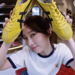 Riko Xi Instagram - Onitsuka Tiger鬼塚虎 在新竹SOGO開形象專門店啦！ 還記得小時候都覺得穿這個鞋子的人都好有氣質 （好特別的記憶？😆 帶你們一起來逛逛超大間、品項又超多的Onitsuka Tiger專門店 我收藏的是銀底黑虎爪紋的MEXICO 66 這雙目前只有在新竹SOGO店才買得到！ 是不是超好看😎 獨家款還有金色喲🫶🏻 @onitsukatiger_taiwan #OnitsukaTiger #鬼塚虎