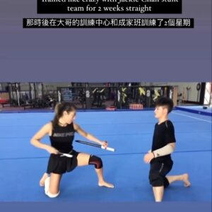 Rima Zeidan Instagram - • Tore my ACL 2 months before the audition, and did all this with my unrepaired ACL, it was both mentally and physically hard and stressful. 

I remember going into the bathroom and cried for 5 min straight, I felt so helpless, I didn’t wanna miss this opportunity, i didn’t want to let myself and my team down, but I also didn’t want to injure myself even more. 

Thank God it all worked out, it definitely wasn’t easy, but it was so much fun and i am beyond grateful for this experience.

It was amazing working with all the talented people, and meeting new friends 🥹 love you guys 
@timman79 @w.caesar @stunt_lee93 @suspencstunts @marvin_bvt @ma_tiemo @maxhuangofficial KevinTa

Ps. After 5 years #HiddenStrike is finally out, I just remember we filmed ALOT more than what the movie shows😅

記得那時試鏡的時候必須做一些踢腳旋轉的動作，但最慘的是兩個月前十字韌帶才剛斷掉，那時候好無助、好害怕、好挫折，不想失去這個機會、不想讓自己和大家失望，跑去廁所哭了5分鐘，心理喊話禱告後，出來擦擦眼淚想盡辦法盡力做到自己當下能做的。 練習和拍攝的過程很艱難，身體也不在最好的狀態，但真的很開心🥹