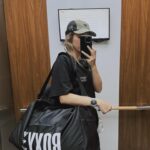 Rima Zeidan Instagram – 「我們要挑戰從花蓮划獨木舟到日本！」

🚣🏻最近接了一個很瘋狂的實鏡節目，思考了一陣子還是決定來挑戰ㄧ下自己的極限..

對於獨木舟一點都不了解也沒經驗的我們，
全程都要玩真的，260公里，挑戰60個小時不停歇在海上輪流作戰，七個人在太平洋上奮鬥…怎麼想都還是覺得太crazy😂 

我們將在接下來不到兩個月的時間自主訓練、獨木舟訓練等等，六月準備挑戰這個不可能的任務！

——

Still can’t believe I agreed on this crazy project..!! kayaking nonstop from Hualien all the way to Japan.. 

A journey of 260km, 60 hours of nonstop kayaking on sea, 7 of us will take turns, it will be documented the whole way. 

With no experience of kayaking to start with and only less than 2 months of training to go.. pretty much mission impossible😅
At this point, there’s no turning back. 
Oh boy, this is going to be crazy…and scary.

#rimazeidanadventures