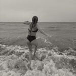 Rima Zeidan Instagram – When life gets busy, we tend to forget the things that keeps us grounded.

Give yourself the time to FEEL
Feel the sand between your toes, the smell of the rain, the sun on your skin, feel the pain, the sadness,the anger, the joy…It’s all beautiful.