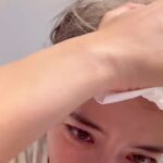 Rima Zeidan Instagram - 🤦🏻‍♀️昨天洗個碗也可以撞到頭破血流…. Hit my head while washing dishes.. 超大力撞到櫥櫃的角角，一陣暈眩 😵‍💫 還好不用縫早上起床可以正常上工，昨晚真的覺得自己有點可憐😂🥹
