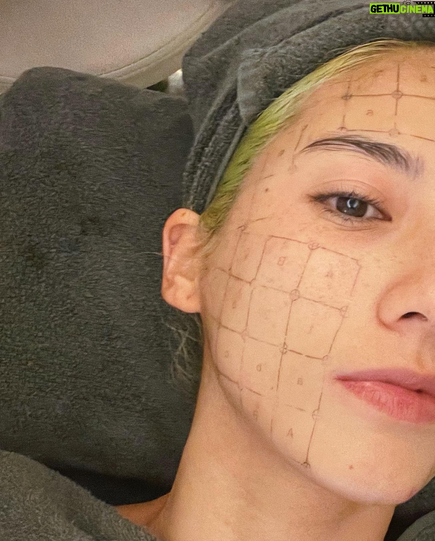 Rima Zeidan Instagram - •Sometimes no makeup is the best makeup 平常沒在工作的時候,還是喜歡素素的。 去年到 @museedunuage 做Thermage FLX 現在才Po, 因為必須確定是有效果的🤭 (我自己是要3-6個月才會比較有感,有些人一兩個月就很有感) 非侵入式療程,幾乎沒有修復期,能幫助刺膠原蛋白又能讓皮膚緊緻,love it hehe #漫雲思境 #鳳凰電波 #臉部保養 #減法哲學
