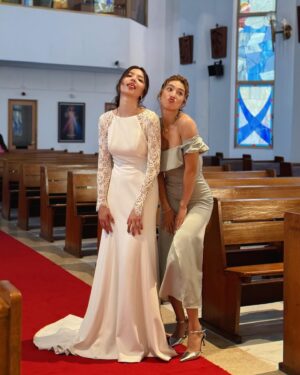 Rima Zeidan Instagram - To Geneviève, my dearest sister 

You are the best thing that happened to me this past year. I finally understand what it feels like to have a sister as a best friend.
I love our bond, the trust, the support, I look forward to our weekly songwriting/chatting sessions, it’s crazy how we never run out of things to talk about, and It brings me so much joy and peace afterwards. It is so special. You are such a beautiful gift. 
I love you very much.❤️

2024.5.4

#最愛的妹妹