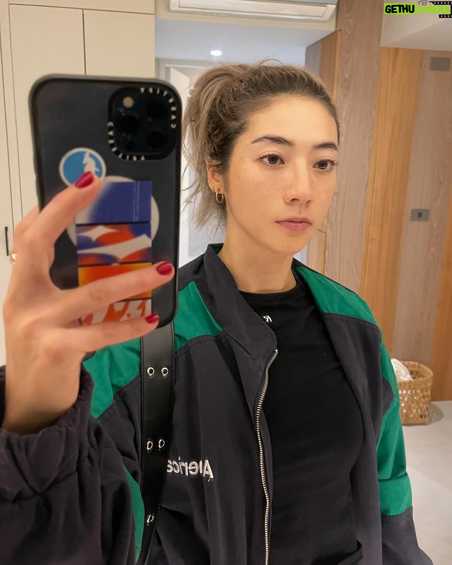 Rima Zeidan Instagram - Baggy pants & oversized shirt are my fav lately.