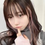 Rin Kurusu Instagram – ピンクのインナーカラーいつも褒めて貰えて嬉しいです！！
おそろい報告もいつもありがとう☺️
そしていつも髪の毛ありがとうございます！！ @pippinishipi