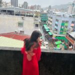 Rin Kurusu Instagram – 写真集の赤いドレスオフショットです💄