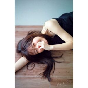 Rin Kurusu Instagram - 写真集「step by step」
まもなく3/12(火)発売です