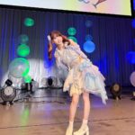 Rin Kurusu Instagram – 今日は来栖りん1st LIVE Happy Lucky Partyにご来場いただきましてありがとうございました！！！

みんなの声がおっきくて、みんなのペンライトきらきらしてて、タオルもぶんぶんふってくれて！！皆と作るライブってほんとに私の宝物だし一人一人のことが大好きだなって改めて感じた素敵な時間になりました。

新曲『SUMMER JOY』も『クアーフの海』も初披露できて、皆想像の何倍も喜んでくれてとっても嬉しかったよありがとう🥳

これからもどうか一緒に色んな景色を見てくれたら嬉しいな！！今日は本当にありがとう！！！