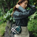 Rinka Kumada Instagram - @burberry Rocking Horse コロンとした形が可愛い♡ #burberry #Ad
