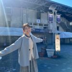 Rinka Kumada Instagram - 「さよならマエストロ」最終回、 ありがとうございました🎼 マエストロが菜々にかけてくれた言葉一つ一つが温かくて背中を押してくれて、 菜々として過ごした撮影の日々は、私にとってかげがえのない時間になりました😊🥁 2枚目のマレットは、ティンパニ監修をしてくださっていた久保先生が貸してくださっていたものです。 ティンパニ練習の日も、撮影の日も、他の仕事の時も、肌身離さずもっていた私のお守りのようなマレットです！！ このマレットのおかげで、より菜々の気持ちに寄り添えた気がしています。✨ さよならマエストロ！！！また逢う日まで🎶 #TBS #日曜劇場 #さよならマエストロ