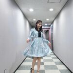 Rinka Kumada Instagram - 1月1日(月)17:00〜放送の、 『バナナサンド』🍌🥪元日4時間SPに出演します〜〜！ 新春ドラマ対抗ハモリ我慢ゲームです🎤🎶 日曜劇場チームとして、ハモリ我慢挑戦しました！！ テレビで歌うのは初めてだったので、かなりかなりかなり緊張してます、、、 温かい目でみていただけると嬉しいです😣🙏 ぜひお正月にご覧ください🌼 #TBS #バナナサンド #ハモリ我慢 #日曜劇場 #さよならマエストロ #りんか丈