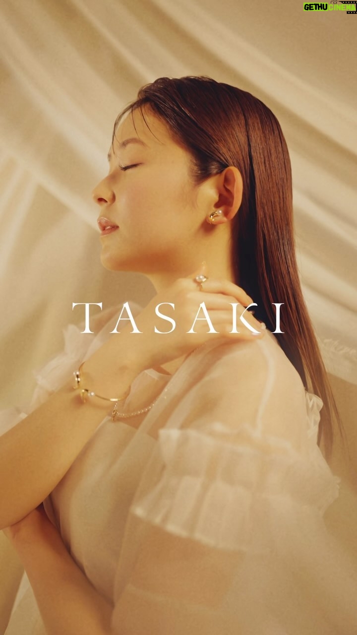 Rinka Kumada Instagram - TASAKIのアイコンジュエリー danger (デインジャー) TASAKIの象徴であるフェミニンなパールと、危険を秘めた鋭いトゲのコントラスト。 妖艶な雰囲気とパワフルさを備えたインパクトのあるデザインのdangerシリーズは、芯の強さと柔らかさが共存する、大人の女性としての自分を見せたいときに身に付けたいジュエリーです。 @tasaki_intl #TASAKI #TASAKIdanger #PR