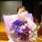 Rinka Kumada Instagram - 「さよならマエストロ」最終回、 ありがとうございました🎼 マエストロが菜々にかけてくれた言葉一つ一つが温かくて背中を押してくれて、 菜々として過ごした撮影の日々は、私にとってかげがえのない時間になりました😊🥁 2枚目のマレットは、ティンパニ監修をしてくださっていた久保先生が貸してくださっていたものです。 ティンパニ練習の日も、撮影の日も、他の仕事の時も、肌身離さずもっていた私のお守りのようなマレットです！！ このマレットのおかげで、より菜々の気持ちに寄り添えた気がしています。✨ さよならマエストロ！！！また逢う日まで🎶 #TBS #日曜劇場 #さよならマエストロ