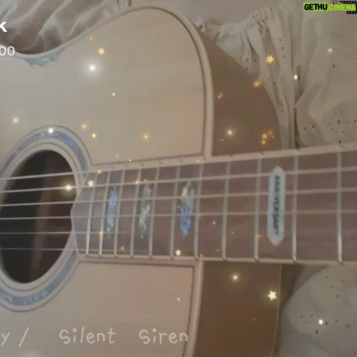 Riria - 25.1K Likes - とことん縛りつけといて👐🏻 #弾き語り