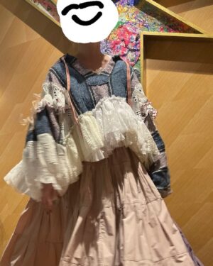 Riria Instagram - 今回の衣装ﾝｶﾞヮﾜｲｲ‼️
買い取りたいもん