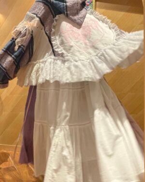 Riria Instagram - 今回の衣装ﾝｶﾞヮﾜｲｲ‼️
買い取りたいもん