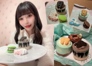 Risa Aizawa Instagram - @qpot_official さんの展示会へ行ってきたよ〜💖

新作のアクセサリーも💍
Cafeのメニューも毎回、、、天才的に可愛い、、、🤍💚🩵🤎🩷

ミントはチョコミント味💚
グレーはセサミ味🩶

中にサクサクのチョコが隠れてて最後までワクワクしちゃうスイーツでした🍰

カフェメニューは期間限定で移り変わるのでお見逃しなく〜✨

展示会で色々と目移りしながらも！
夏に届くクリアグミテディベアのピアスをオーダーしたので、夏を生き抜くぞ！という気持ちになれました🐻‍❄️

#qpot #qpotcafe #kawaii #sweets #makeup #cake #ドラえもん #藤子F不二雄 #女子会 #東京カフェ #女子会コーデ #tokyocafe #スイーツ巡り #cafe