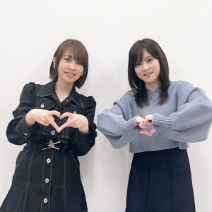 Risa Taneda Instagram - 📻

最近のサロタネの写真たち！
第５７回には津田美波ちゃんがゲストに来てくれました♡

私達といえばゆゆ式ですが、
他にも懐かしの共演作や、2人が初めてあった時期の話など
懐かしのトークにたくさん花が咲きましたよー！
今回もたっぷり１時間ちかくトークしているので
ぜひぜひみんな聞いてくださいね♪

案の定話し足りなかったので、津田ちゃんとは
また別の機会にあらためて語りまくろうと思います！

まだまだ呼びたい話したいゲストたくさん…✨
スケジュールが合った方からオファーさせていただいてるので
毎回わたしも次のゲスト誰になんだろーと楽しみにしています！

2024年も沢山の人とゆったりまったりおしゃべりしていきたいので
今後ともよろしくお願いいたします👍

#津田美波
#種田梨沙
#たねちゃんねる