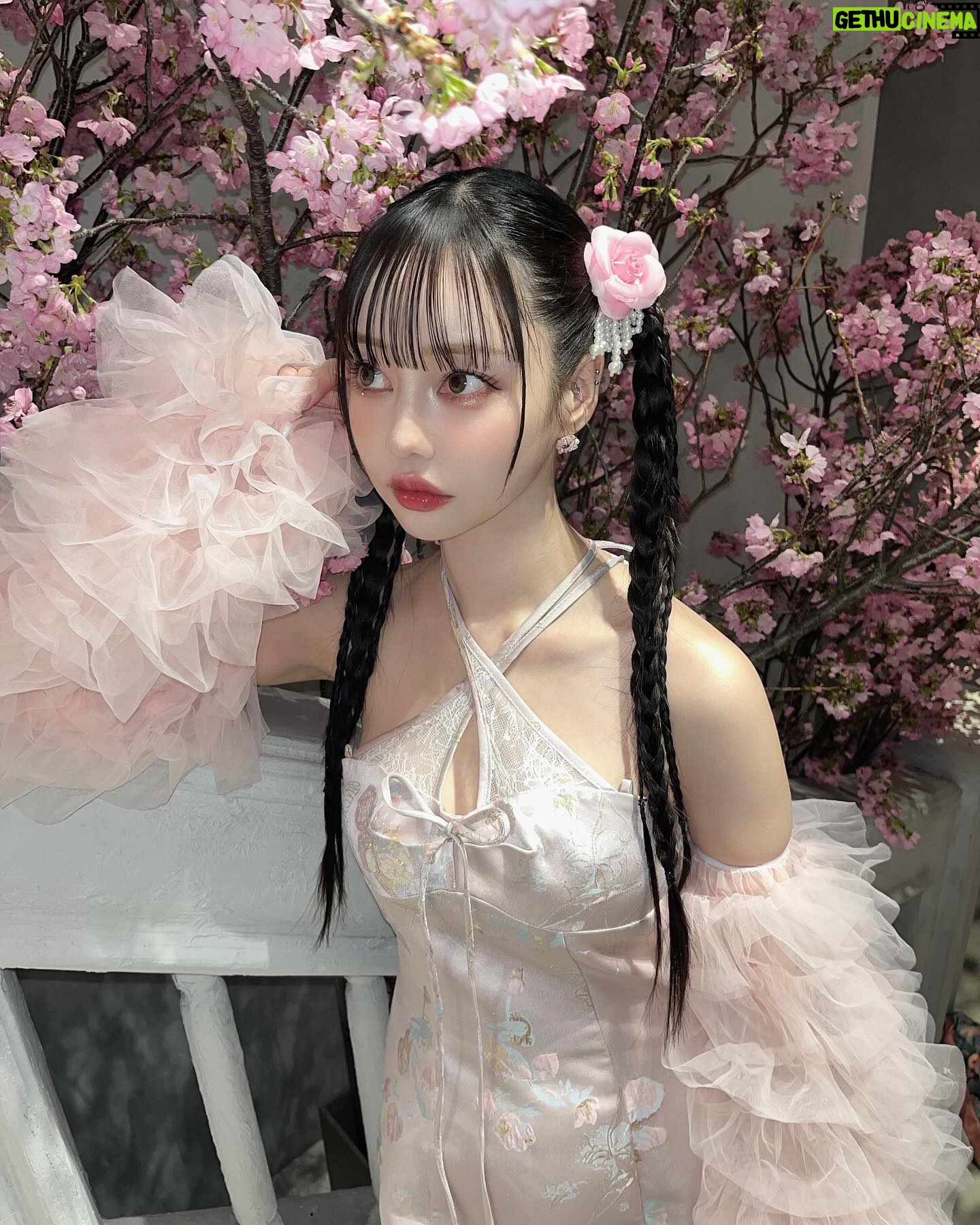 Risa Nakamura - 9.7K Likes - 昨日はぺしぇ初のイベントPECHE_partyでした🌸
細部までこだわり尽くしたPECHEの世界で、つくる側の熱量も、来てくれた皆さんの暖かさも、愛が伝わりすぎる大充実な一日でした!
ファッションショーもトークセクションも楽しかった〜🎀
会いに来てくれてありがとうございました🌷