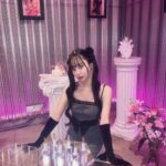 Risa Nakamura Instagram - たくさんの皆様に @philosophia_beauty POP UP STOREに来場いただきありがとうございました♡ 🧠を尽くして考えた空間や作ったものたちに反応をもらったり、 応援してくれてる皆様やお友達にも来ていただいたり、 幸〜〜で充実しすぎた3日間でした💗 大盛況ありがたすぎたけど、お待たせしたり反省点はいろいろあるので、 またこんな機会ができたら良いなと思います！ 瞬殺すぎたアイテムはWEBで再販を考え中です🪽 会場の @picky.the.shop_bar も手伝ってくれたスタッフの皆様もありがとうございました♡
