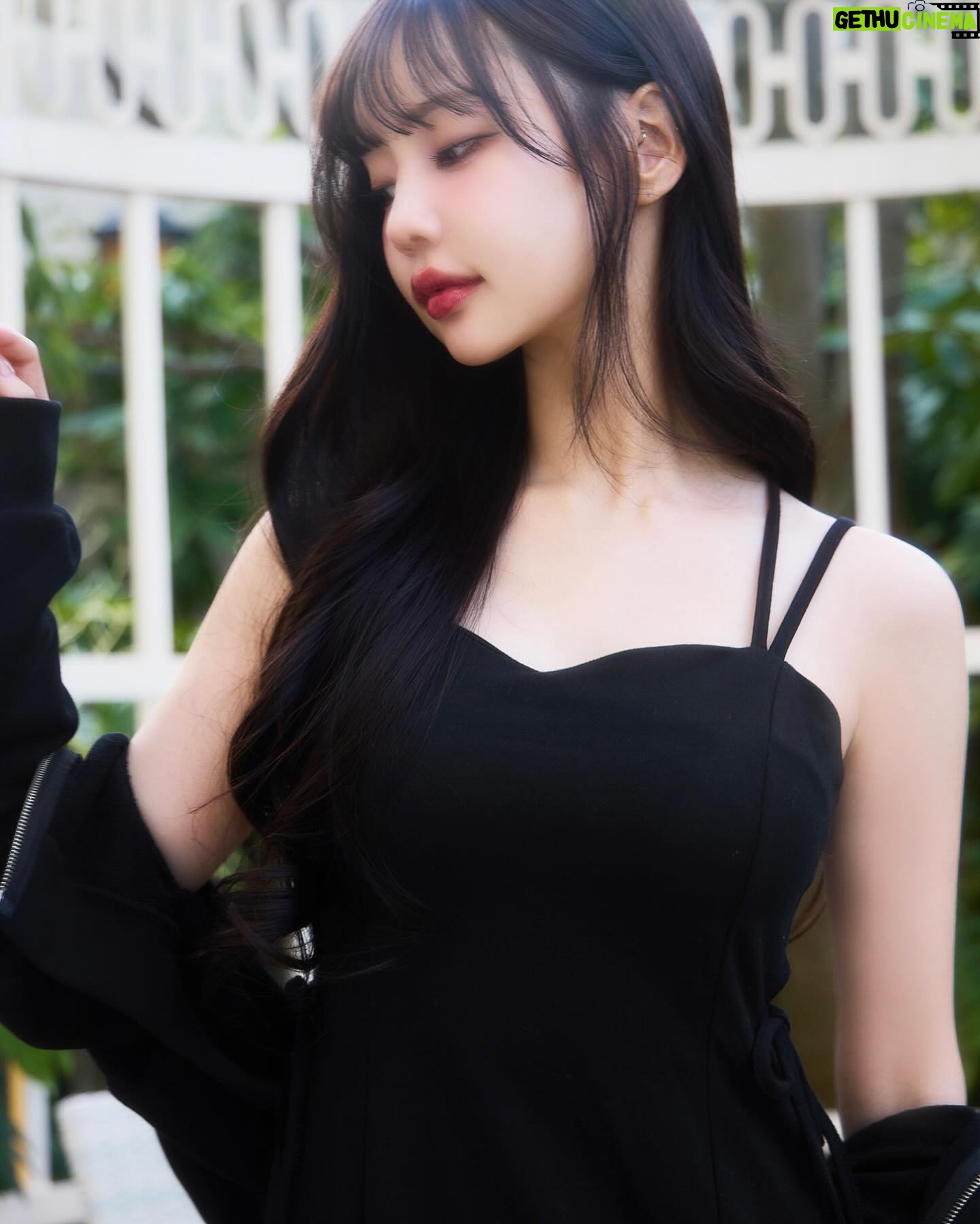 Risa Nakamura - 5.6K Likes - LARME× @michellmacaron_official の撮影をしました🌷
さとみんに久しぶりに会えて嬉しかった♡ @satomi_yakuwa