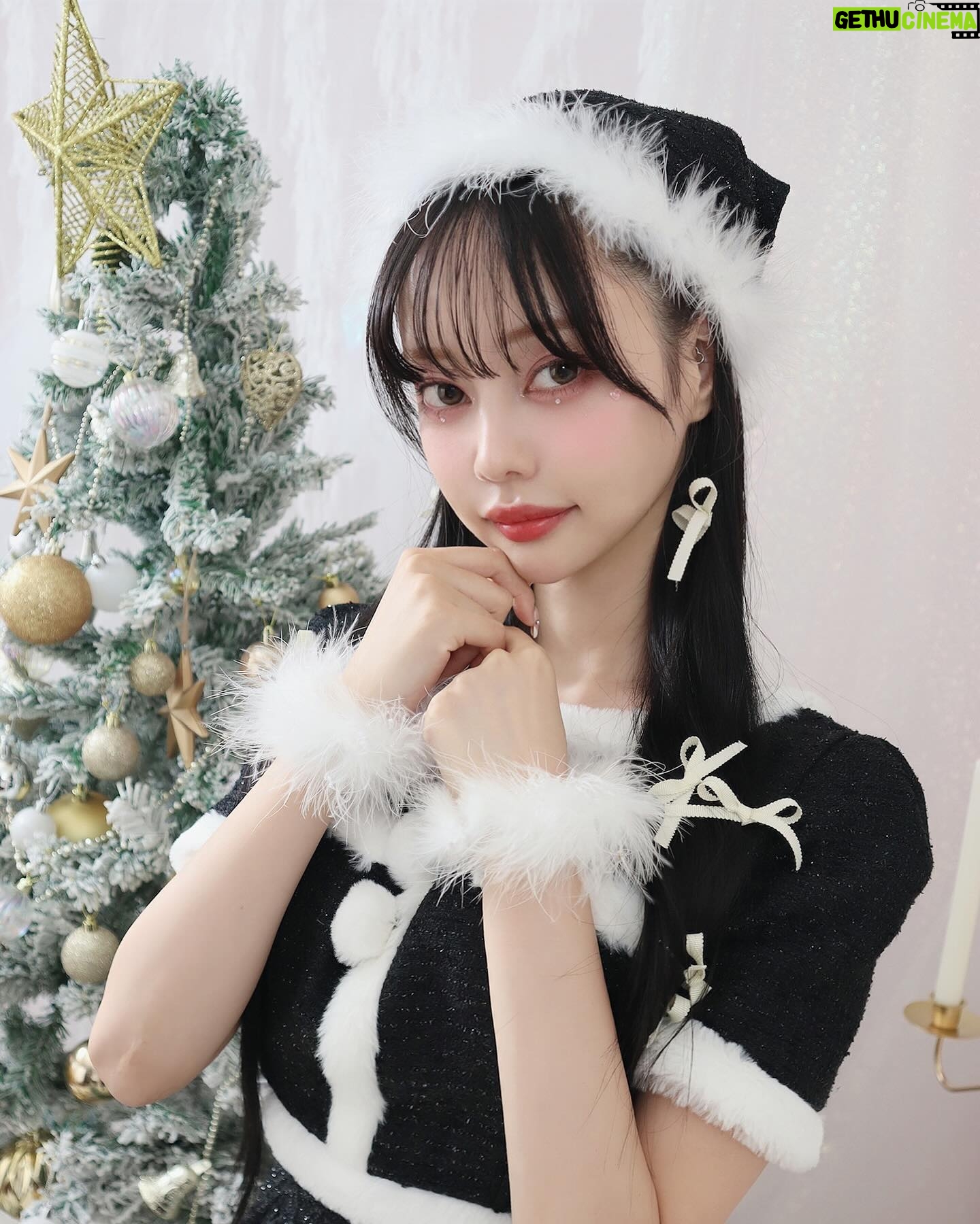 Risa Nakamura - 9.4K Likes - LARME 059🪽