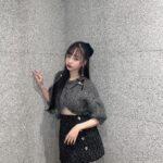 Risa Nakamura Instagram - bisの配信番組のときの私服衣装。 リボン×パール×ビジュー 好きなものを詰め込んだ👽