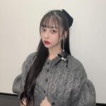 Risa Nakamura Instagram - bisの配信番組のときの私服衣装。 リボン×パール×ビジュー 好きなものを詰め込んだ👽