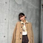 Risa Watanabe Instagram - ファンクラブグッズ TシャツはM〜XLの3サイズあります☺️ わたしが着用しているのはLサイズです。 大きめのサイズ感で、インでもアウトでご着用いただけます〜！ ステッカーはAセット、Bセットの2種類です！ お好きな場所にペタペタと貼ってみてください🪻🪻 アクスタもぜひお家に飾ってね🤍 イベントに持ってきてくれるのも嬉しい！！💃 グッズは全て9/10、23:59までの販売となります⚠️ プロフィールのリンクから是非チェックお願いします〜☑︎