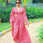 Rishikaa Singh Chandel Instagram - Stay classy in a world of trends !! 💝💝 : : #rishikasinghchandel #potd #photooftheday #explore #pink