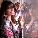 Rishikaa Singh Chandel Instagram - Pretty In Pink 💕💕 : : Outfit - @nadiya_ji MUAH- @kaavyamakeovernagpur : : #rishikasinghchandel #photo #photooftheday #potd #photoshoot #instagood