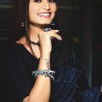 Rishikaa Singh Chandel Instagram - Tere Bin Mai Kya Mere Bina Tum Kya ❤️ : : #rishikasinghchandel #reels #instagood #styleinspo #explore #song