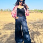 Rishikaa Singh Chandel Instagram - धूप ने गुज़ारिश की एक बूँद बारिश की !! ♥️ : : #rishikasinghchandel #potd #photooftheday #explore