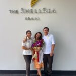 Rita Ferro Rodrigues Instagram - Special message to Kim 🥹 My kids were crying in the transfer saying goodbye to you because they already miss your kindness and your smile. You are truly not only a great ambassador of the @theshellseakrabi , but also of the wonderful Thai people. We will keep you in our hearts. You are wonderful ka 🙏🐚 With love Rita and the 🐥🐥🐥 Mensagem especial para o Kim 🥹 Os meus filhos emocionaram -se no transfer a despedirem -se de ti, ja com saudades da tua doçura e do teu sorriso. És não só um grande embaixador do @theshellseakrabi como do maravilhoso povo tailandês. Ficas guardado nos nossos corações. És incrível , “ ka”🙏🐚 Com amor, Rita e os 🐥🐥🐥 ( “ka ” é uma expressão Thai acrescentada ao final das frases e que demonstra educação e gentileza . Os homens dizem krup , as mulheres ka 🤍) Através do Kim, agradecemos a toda a equipa inesquecível do @theshellseakrabi 🐚🐚❤️ Foram dois dias de felicidade plena 🥲 #bestravel #bestravelviagens