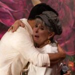 Rita Moreno Instagram – ¡Estás imágenes hablan por si solas! 🥹

Nuestra Rita Moreno se emocionó cuando vio la sorpresa que le teníamos junto a la Familia Miranda, “Rita” creada por Éktor Rivera, plasma la vida y trayectoria de la inigualable artista puertorriqueña. 

El público de #WestSideStoryPR será el primero en disfrutar de esta hermosa obra de arte. 

West Side Story desde el 9 de febrero en el Bellas Artes de Santurce. 

#WestSideStory #RitaMoreno #Rita #Art #Broadway @theritamoreno @ektorrivera @ektorrivera_art