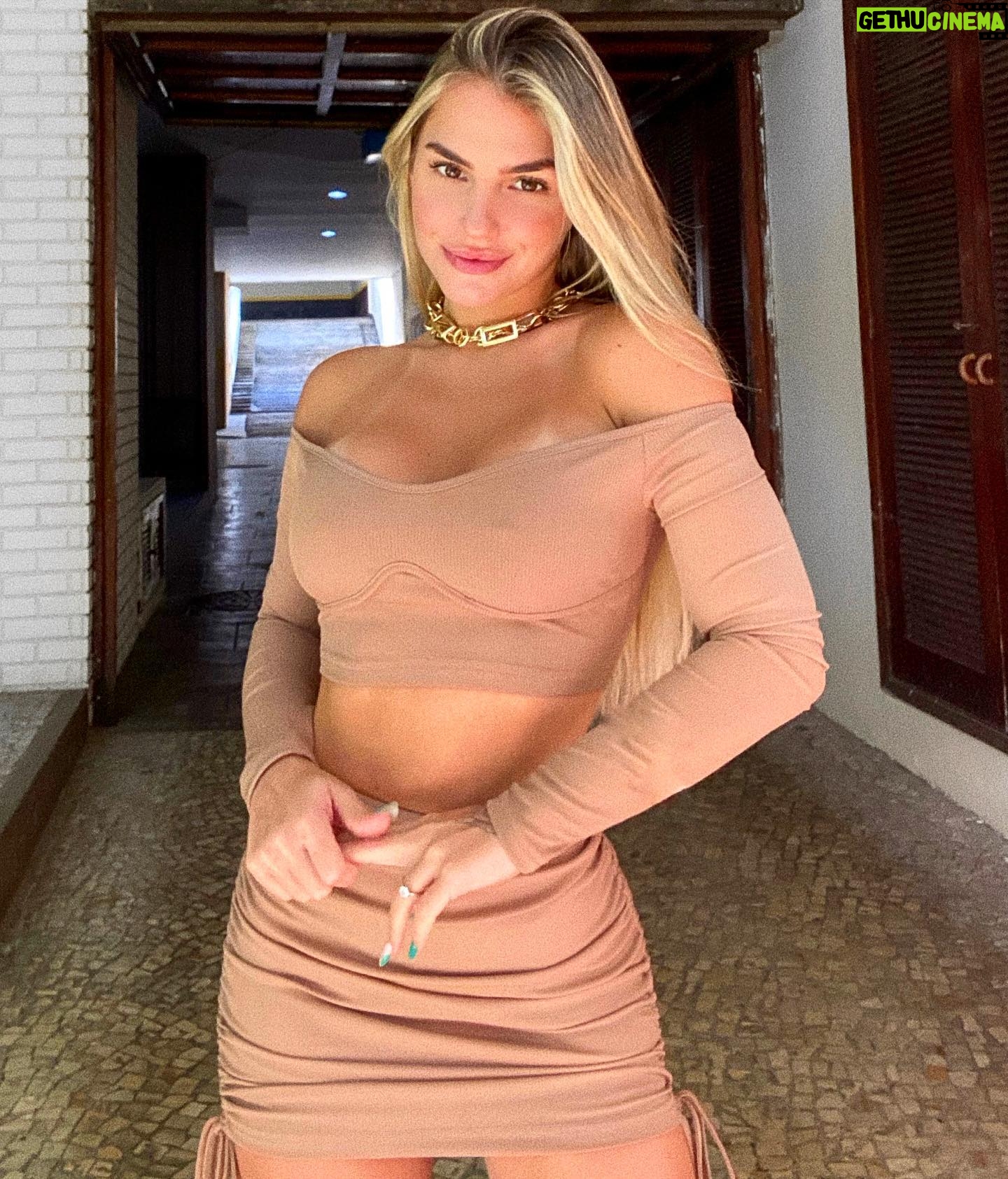 Rita Tiecher Instagram - @sheinofficial usem meu código de desconto: RITATE21 e sejam felizes! 😂🤧🥰 #shein