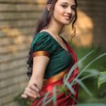 Ritika Nayak Instagram - Hogya pkka!!!! 😝 Photographer - @nn.photography @_sachin_.photography Makeup Artist - @makeupbyprashanthi Stylist - @aayeshaa.mariam Outfit - @lakshmireddydesignerstudio @swati_happe #ritikanayak