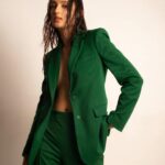 Ritika Nayak Instagram - Green with envy - William Shakespeare . . @anujshamdasani @styledbytaruna @shivanixkri @purplethoughtsind @swati_happe @akankshakj . . #ritikanayak