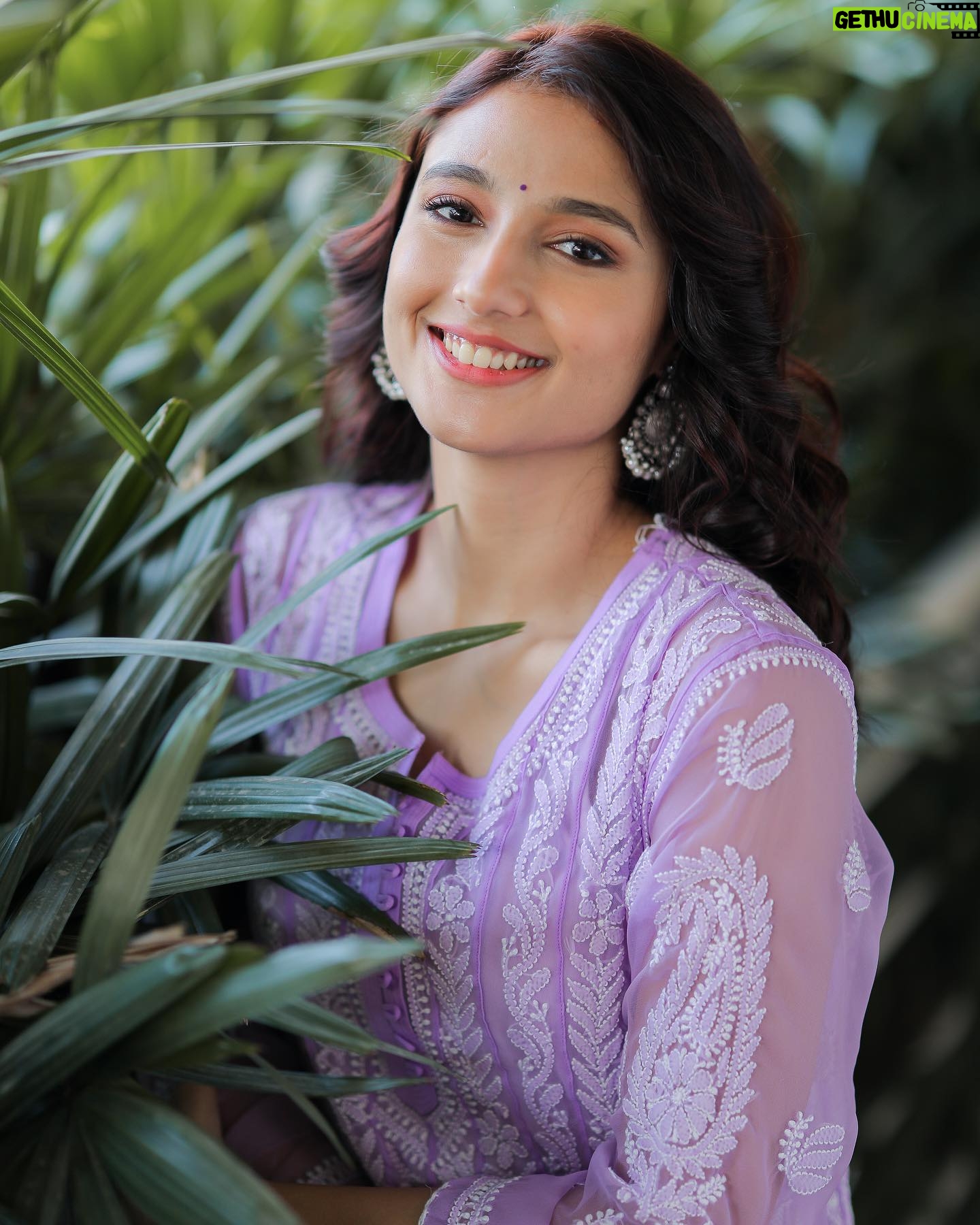 Ritika Nayak Instagram - Happy Maha Shivaratri ππ»ππ» Photographer - @nn.photography @_sachin_.photography Makeup Artist - @makeupbyprashanthi Stylist - @bhargavikallam Jewellery - @mandoras_box @swati_happe #ritikanayak
