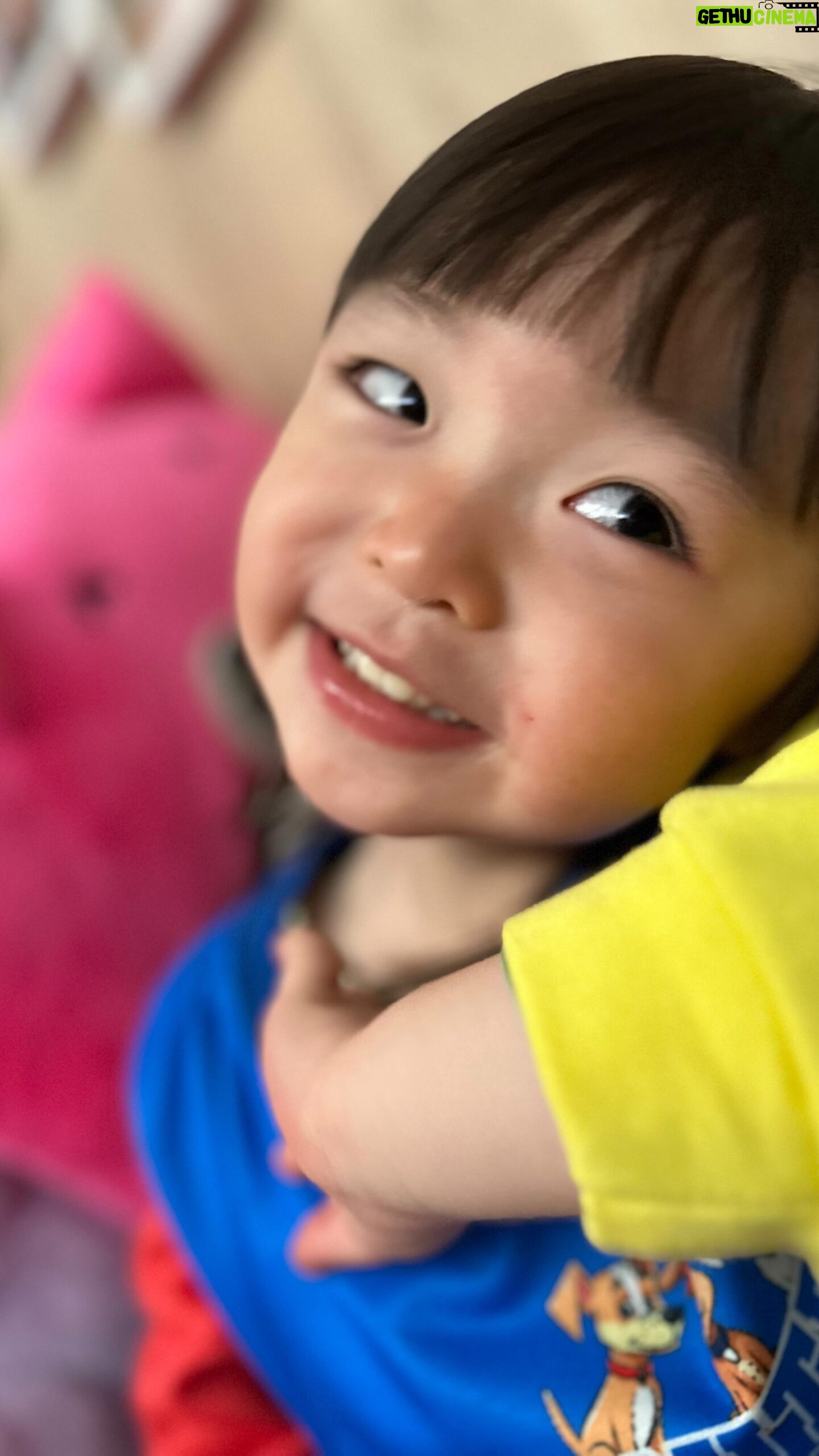 Riva Chang - 5.3K Likes - 大年初四失控的米苔目
用她自己失控的方式
祝大家:新年快樂 恭喜發財🎉
龍年瞎咪龍賀啦❤️