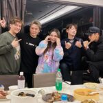 Riva Chang Instagram - 謝謝 #孫總老爸 的邀請～ 讓我們很多平常很少機會，甚至沒機會或以已經好久不見的大家能在過的時間裡，來個大雜燴，將大家都齊聚一起！ 雖然孫總老爸往年都忘了我，但今年可能很怕我這機關槍嘴巴念上一整年很早就把我訂下來了😂🤣 孫總老爸把大家聚在一起真的很難得，小孩子去談戀愛，昔日師兄師弟億當年。唯獨我最白目一直跟孫總一來一往狂鬥嘴～但我們都知道 #罵是愛 嘛～😍 而且我真正是個人間奇葩所以很多人的過往，很多昔日很多曾經我居然通通都能ㄧㄧ參與其中，真是奇妙的緣分奇特的人生～但很好啊！ 很開心這次的大相聚，更期待未來每年的相聚，也希望我們大家在自己的生活工作領域都順利，當然身題健康是最重要的！ 尤其 #孫德榮 你這位老小孩請聽話，好好照顧身體，聽醫生的話，戒掉飲料啦！ 2024年大家都要豐收快樂健康美好❤️ 開工加油用力幹吧～！！！💪💪💪 （主人明明是孫總我居然沒有大合照） 請自行想像孫總的模樣加進去吧🤣