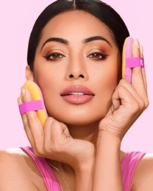 Riya Ray Instagram - Latest campaign for @realtechniques with an amazing amazing team 🩷 

My agency : @10mgmt 
Photographer: @tommichas @jodiezartistrep 
Retouching: #tommichas @daniellivingstone 
Production   Casting: @sarah.sapien 
DIT: @rudylorejo 
Photo Asst: @josuebriones.pdf @adamcarterbrown 
HMUA: @leannaernest @distinctartists @alisaradoi@romeliapelin @labartists
Styling: @marta_cebrat @stylebychloemarie @labartists
Studio Rental: @parchmentstudio 

VP Creative: @eso.terika 
SVP Innovation: Liz Chon
Brand Director: @nicolelmartino 
Sr. Director Innovation: @amanda_alayan 
Graphic Designer   BTS: @leilaallafdesigns @chomk.h
Brand Manager: @alexnlarson @sophaloaf12 
Product Development Manager: Jorie Ernst