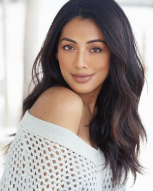 Riya Ray Instagram - Simplicity by @susanbowlusphoto