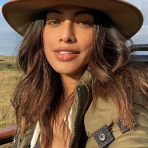 Riya Ray Instagram - What an adventure!!! ❤️
.
.
.
P.S : if you are planning an African safari soon , please don’t think twice :)